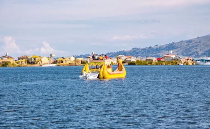 Lake Titicaca tourist attraction trip